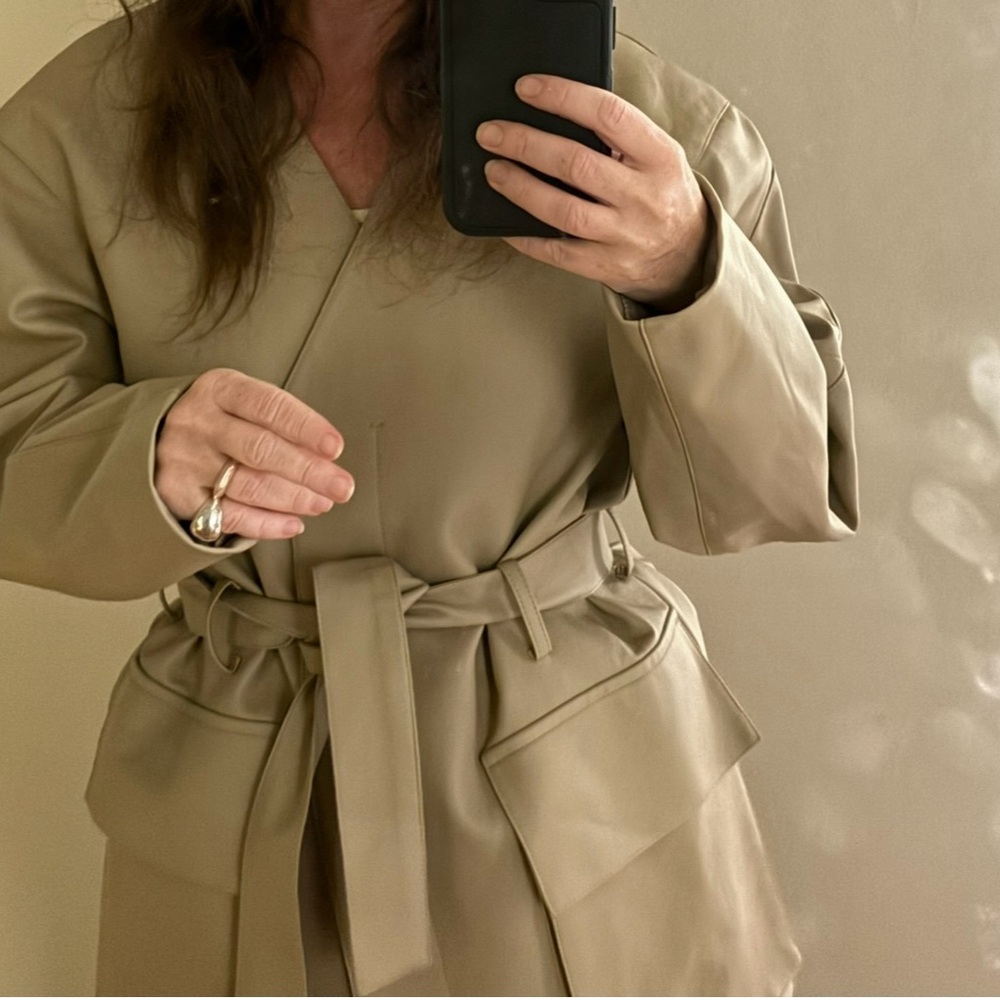 LOW CLASSIC belted vegan jacket - S